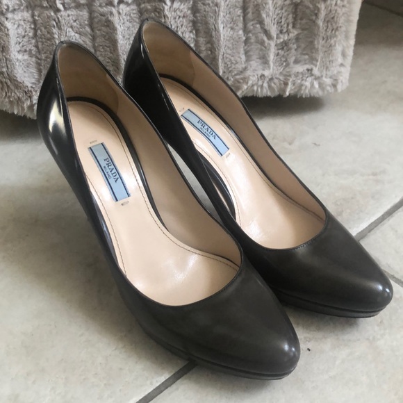 Prada Pumps - Picture 1 of 5